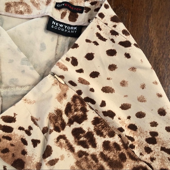New York & Co Animal Print Cropped Pants - Picture 3 of 6